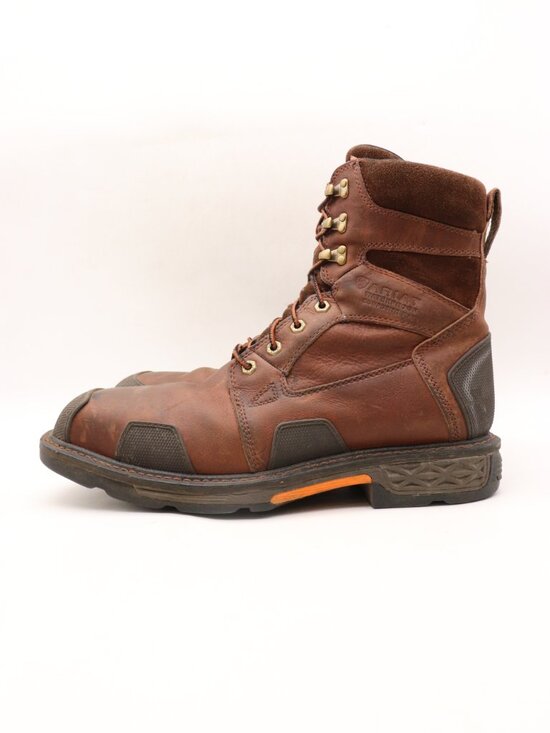 Ariat 8\